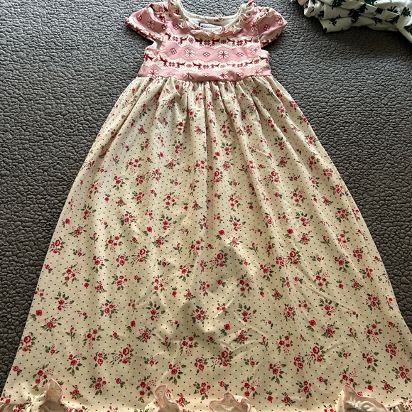 SweetHoney Other - SweetHoney Pink and Cream Floral Dress
